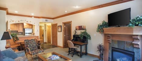 Living room featuring a fire place