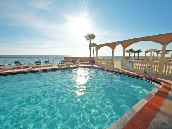 Take a dip in the resort's onsite pools and kiddie splash pad!
