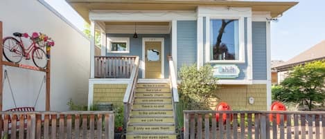 This large duplex is in the heart of Alberta St one of PDX's hippest places.