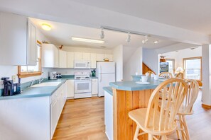 Surf-Or-Sound-Realty-873-Trident-RAW-009HDR-Edit