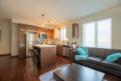 NEW Aura New Built and Spacious 2 Bed, 2 Bath Condo