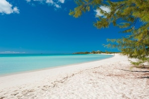 White powdery sand of Taylor Bay beach