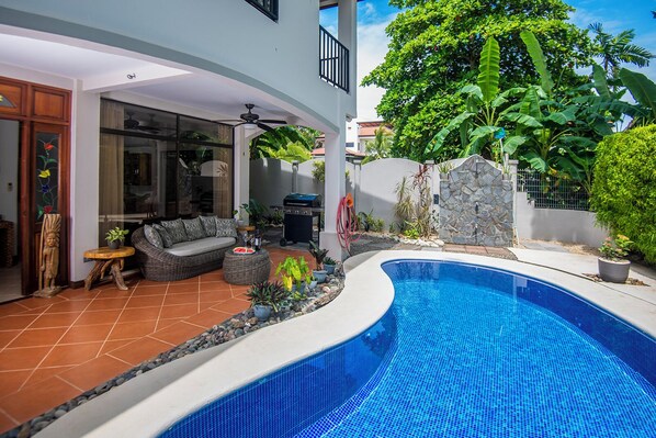 Private pool and BBQ at house