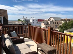 The Holly Suite Private Oceanview roof deck