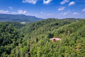 Smoky Mountain Cabin "Katies Lodge" - Arial View of Secluded Location