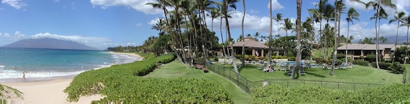 Wailea Ekahi Village Pavilion & Keawakapu Beach 