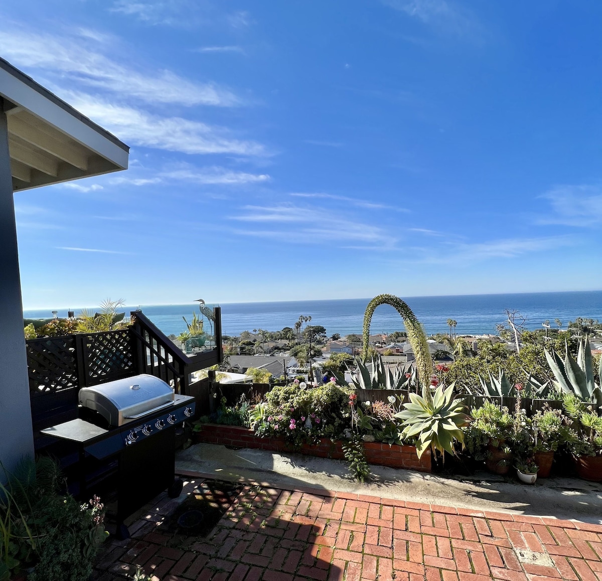 Panoramic Ocean View Of Sunset Cliffs–Best View in Point Loma!