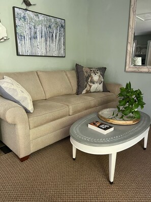 Living room with flatscreen TV