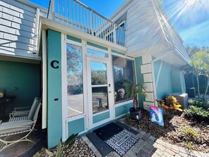 Townhome, corner unit. Quiet setting! 