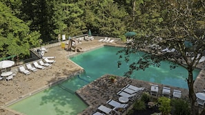3 conveniently located Chalet Village Owners Clubs for my guests to enjoy FREE