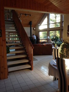 The End Of The Road B&B - Cranbrook, British Columbia - Breakfast included - Queen Room with Forest View (Unit 2)