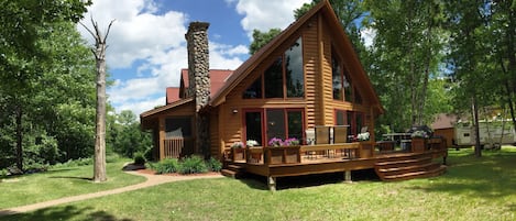 Looking at the cabin from the lake side.