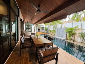 Outdoor dining
