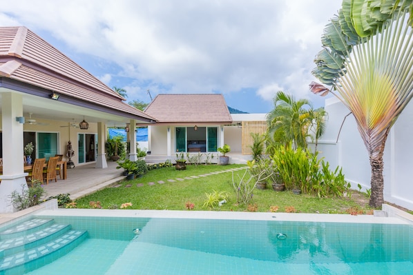 Pacotte tropical villa with private pool