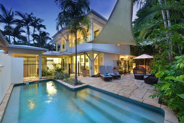 Reef Villa