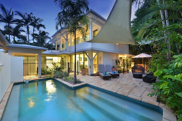 Reef Villa