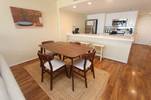 Dining Area And Extra Seating