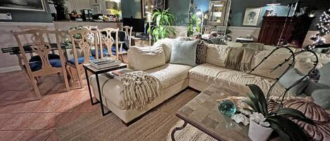 Luxurious Living Room new, decor and colors