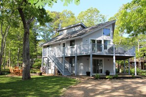 Large deck, picnic and fire-it area, plenty of parking.
