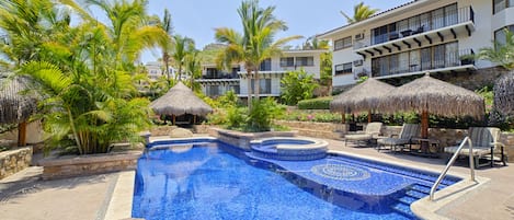 Pool & Hot Tub