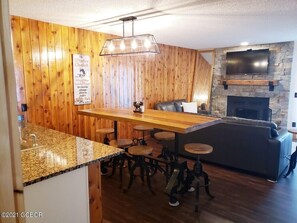 Breakfast nook and family room