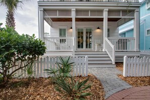 Main Level Back Porch