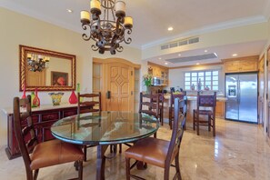 Spacious Dining area