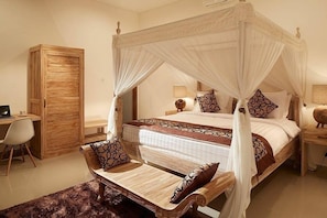 500m to Potato Head,3BR Villa 3 Seminyak