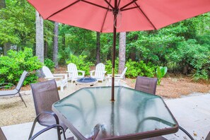 Sit back & relax in our fabulous backyard retreat.