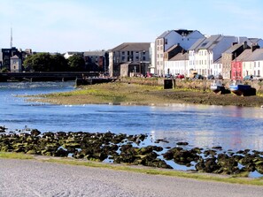 The Claddagh