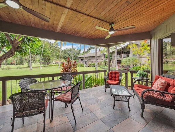 Outdoor dining
