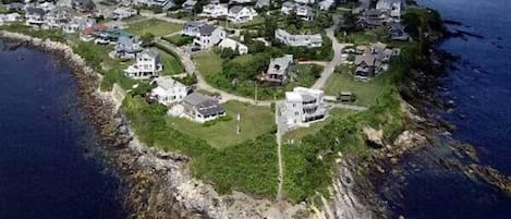 Bonnet Point (house with Flagpole) to the left side of 'The Point'