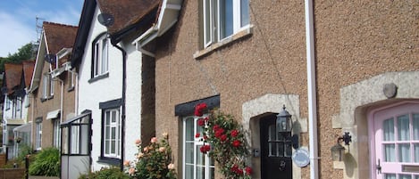 Beachcomber Cottage has roses round the door