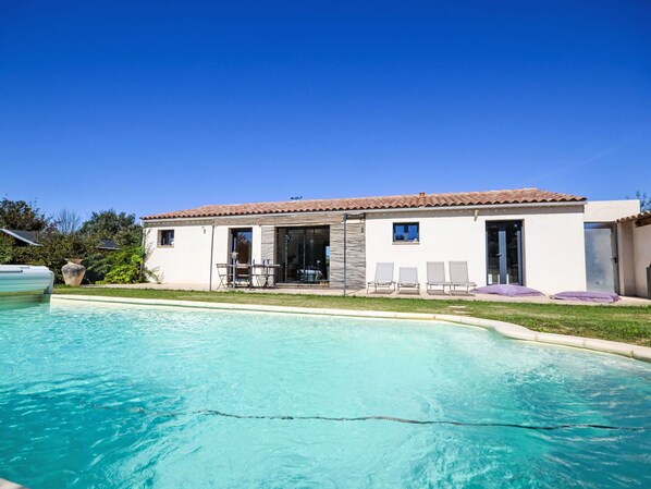 Water, Sky, Plant, Building, Azure, Swimming Pool, Shade, Door, House, Window