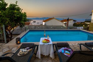 Enjoy the sparkling pool all day long