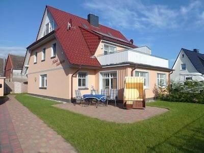 5 * Holiday House 3 minutes to the beach & center, sauna & fireplace