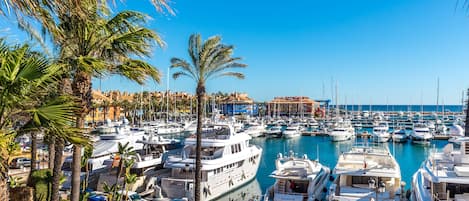 Frontline Penthouse With Sea And Marina Views Sotogrande Marina / Puerto