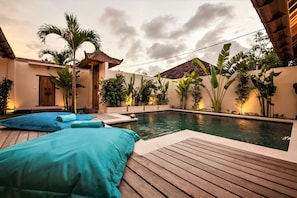 -35% Luxury! 2BR Pool VILLA 5" BEACH