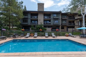 Pool & Hot Tub area