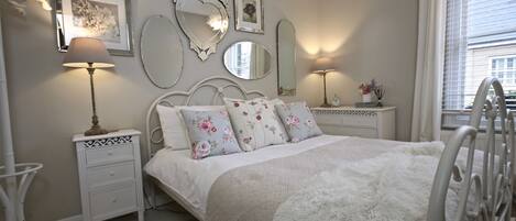 We hope you like the sumptuous styling in the 2nd double bedroom. Mirrors galore