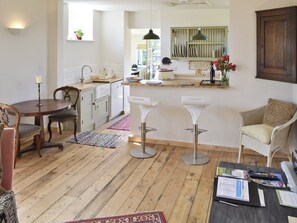 Open plan living/dining room/kitchen | Evie Rose Cottage, Elsenham, nr. Bishop’s Stortford