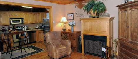 OPEN FAMILY ROOM AND KITCHEN