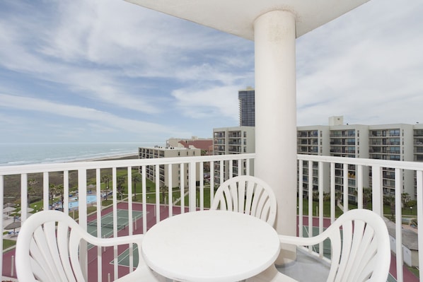 Balcony with seating to relax and enjoy the view!