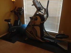 Exercise room( mostly Cardio)