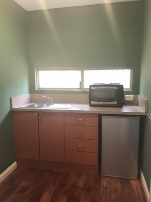 Kitchen with garden view