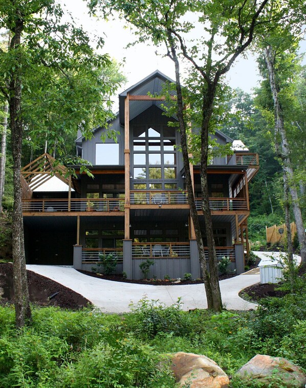 Rivermac - view of house from river
