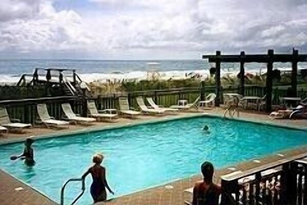 Oceanfront Swimming Pool