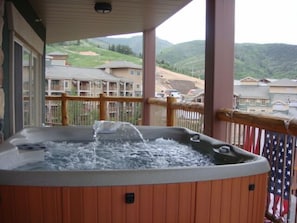 Hot Tub on 3800 balcony with Westgate Resort & Park City Canyons Ski Area beyond