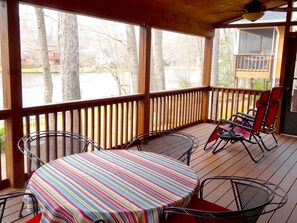 screened-in porch