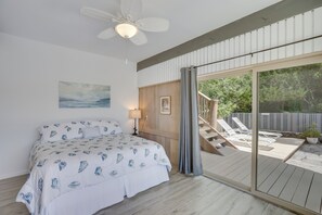 Bedroom | King Bed